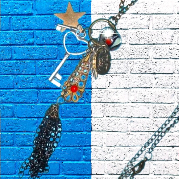 Keys, Star & Tassel Eclectic Necklace - Picture 7 of 16